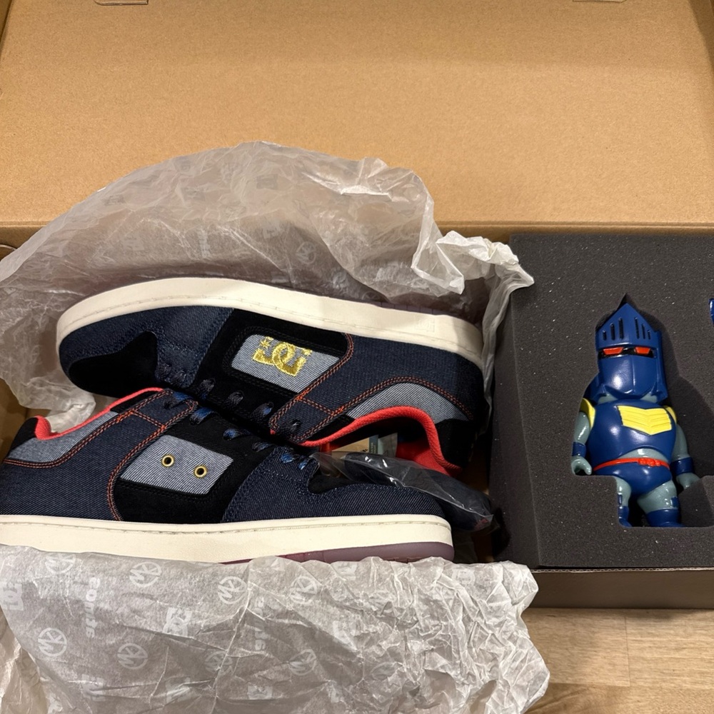 DC Manteca 4 ATMOS Sneakers Men Size 10.5 Dark Denim Sketchers Box Figure New